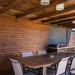 Stylish & Luxury Villa With Pool, Biliard, Extra Pool Heating Available - Wiibuk
